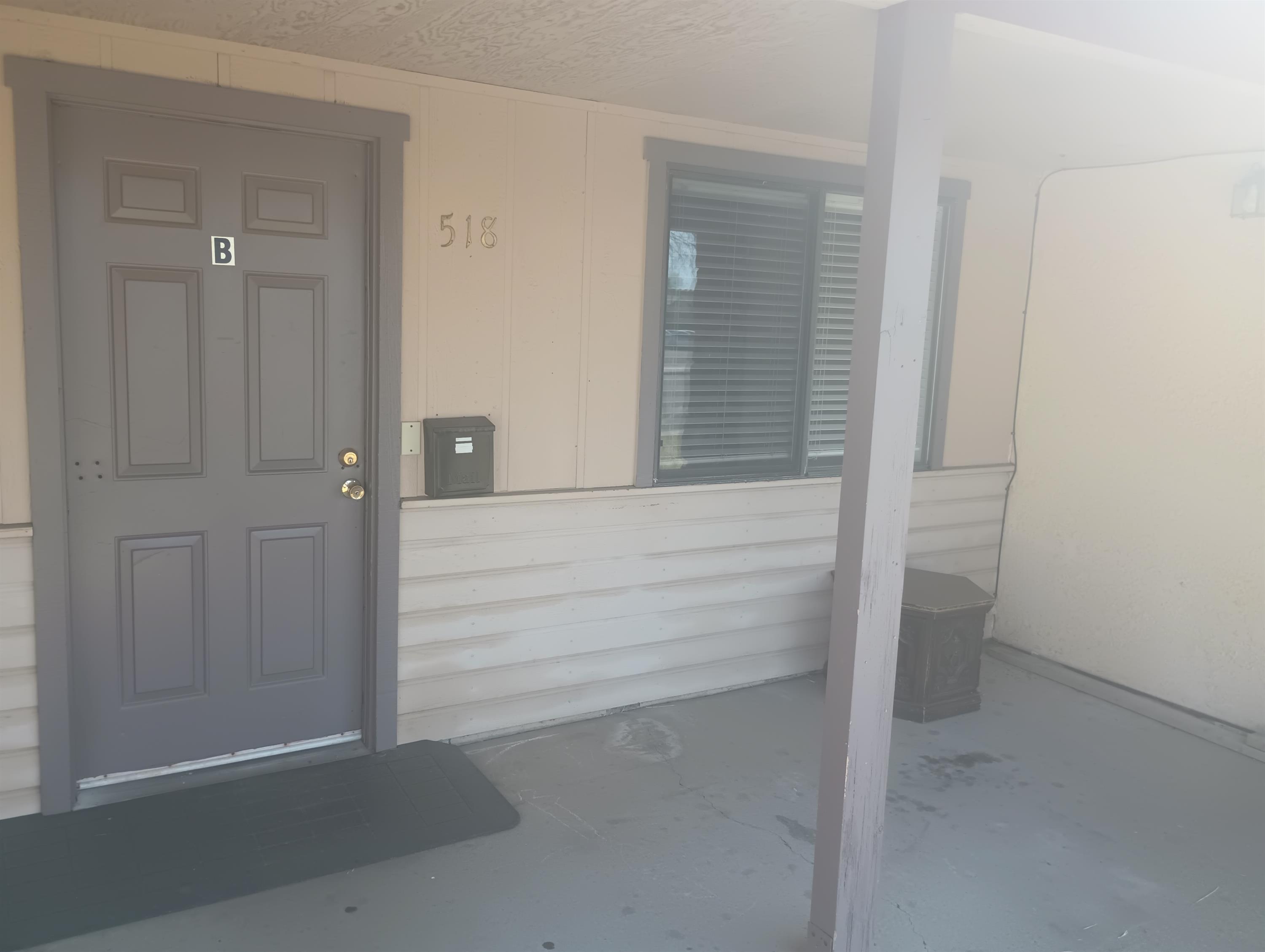 518 Monterey Street - B